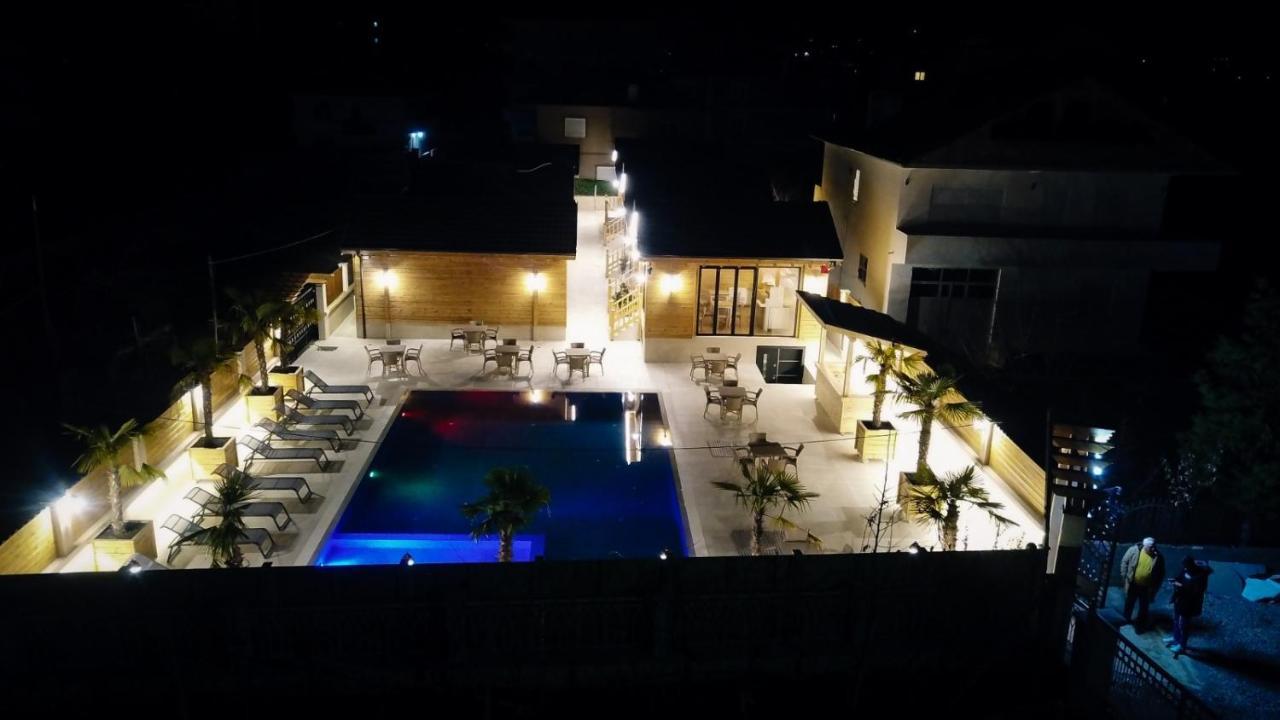 Bujtina Siar Hotel Pogradec Exterior foto