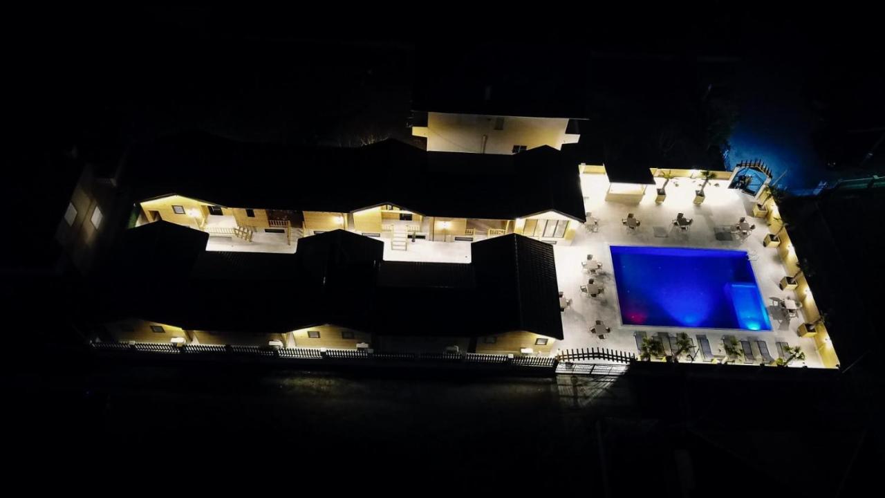 Bujtina Siar Hotel Pogradec Exterior foto