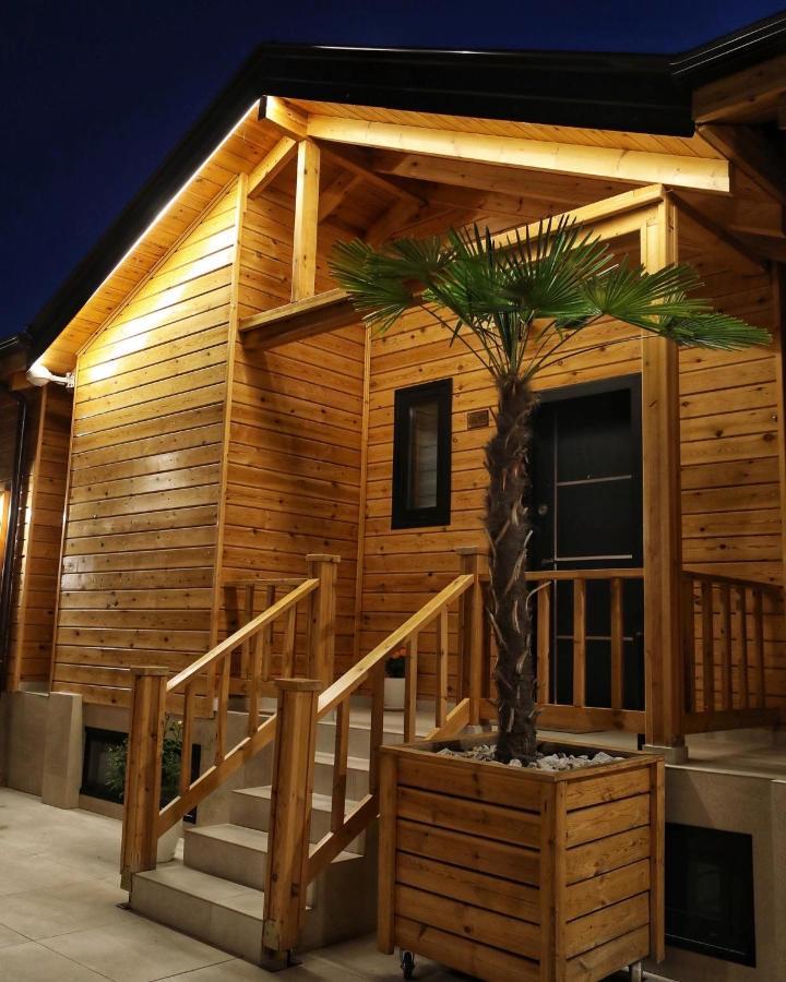 Bujtina Siar Hotel Pogradec Exterior foto
