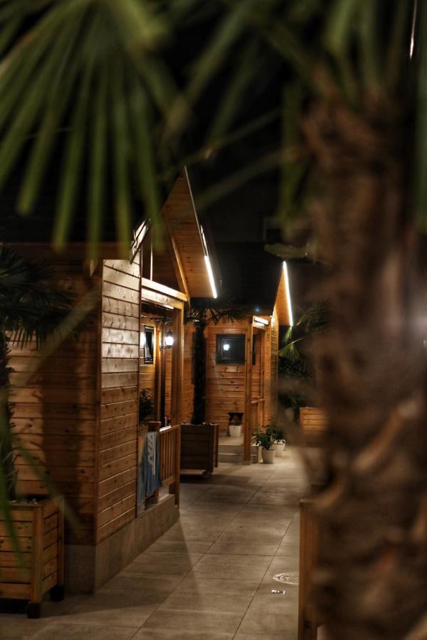 Bujtina Siar Hotel Pogradec Exterior foto